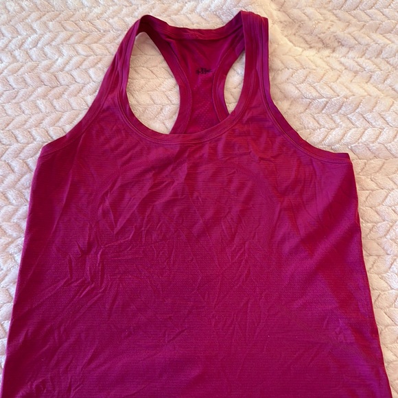 Raspberry colored swiftly tank top - Picture 1 of 3